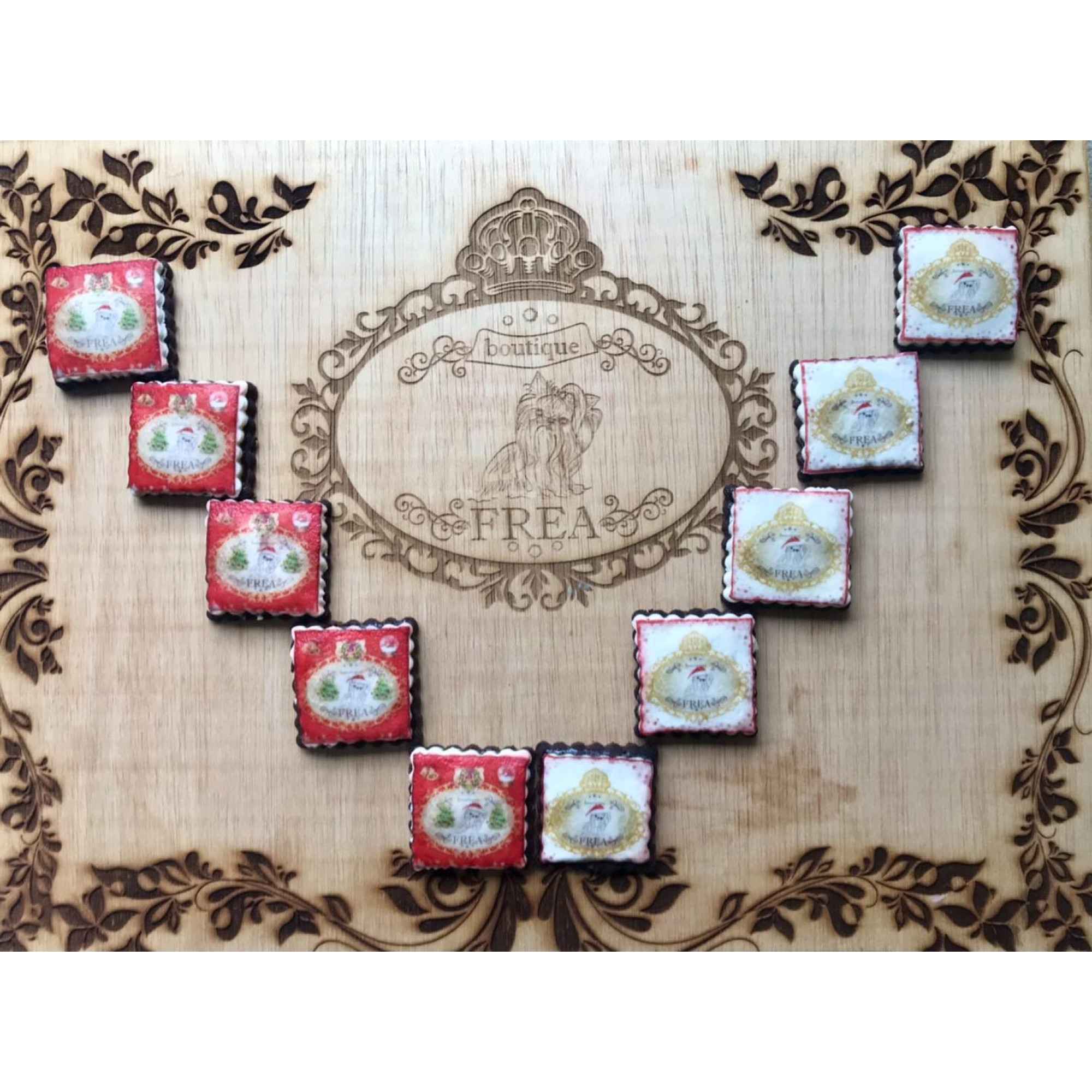 Коледни бисквитки "ФРЕА" - "Лакомства за Обичковци FREA’s Yummies"