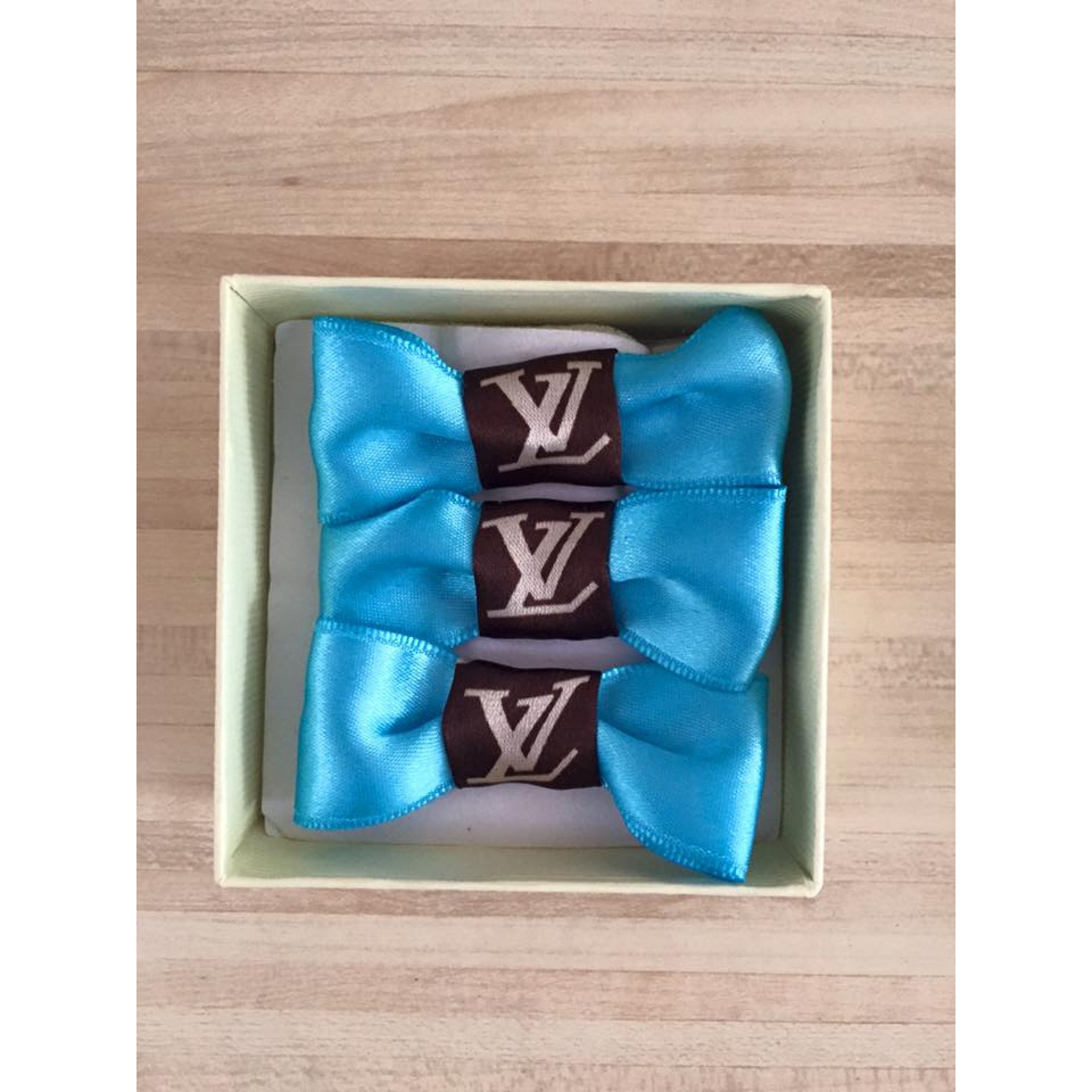 Шнолки "My Yorkie Fashion Icon collection by FREA" в подаръчна кутия - комплимент за специални клиенти "I LoVe FREA boutique"