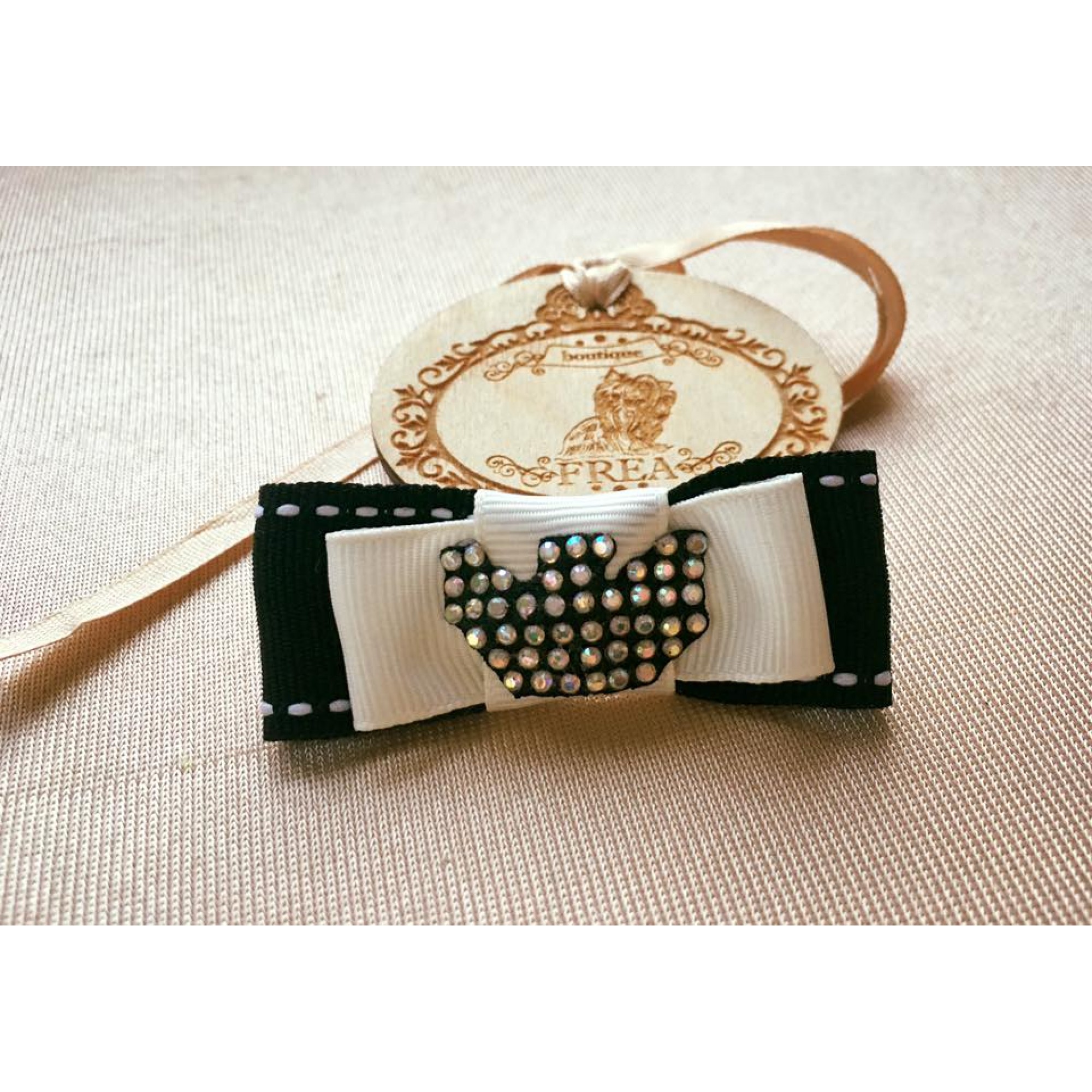 Шнолка "My Yorkie Fashion Icon collection by FREA"