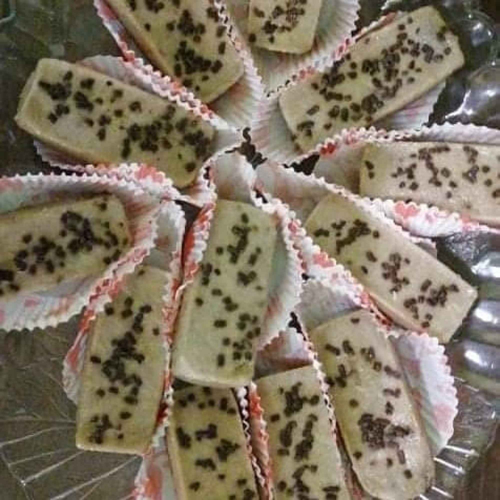 Сурови барчета с основа от кокос и крем от авокадо, банан и боровинки - "Inspired by the better in me-my puppy"