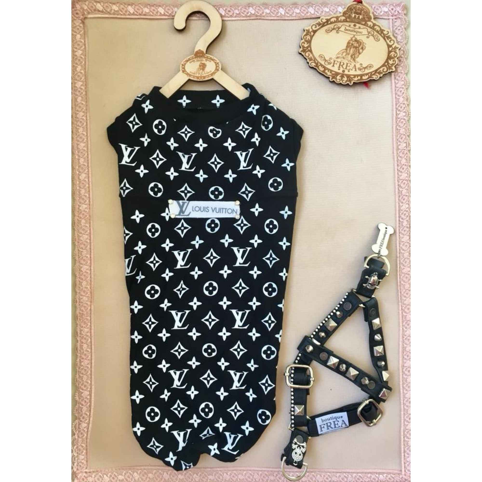 Блузка “My Yorkie Fashion Icon collection by FREA” и нагръдниче "My Skull Glam collection by FREA"