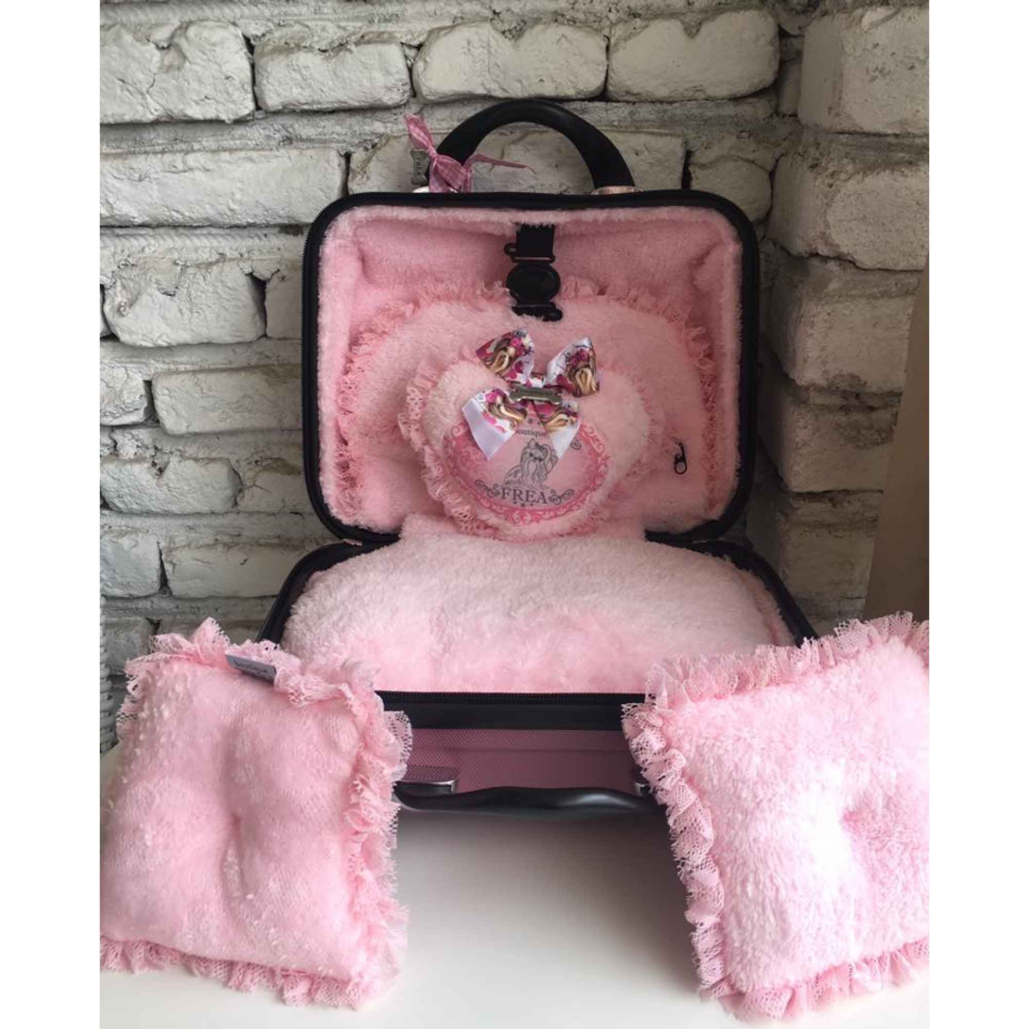 Куфарче за пътуване "My Luxury BedTime Suitcase by FREA"