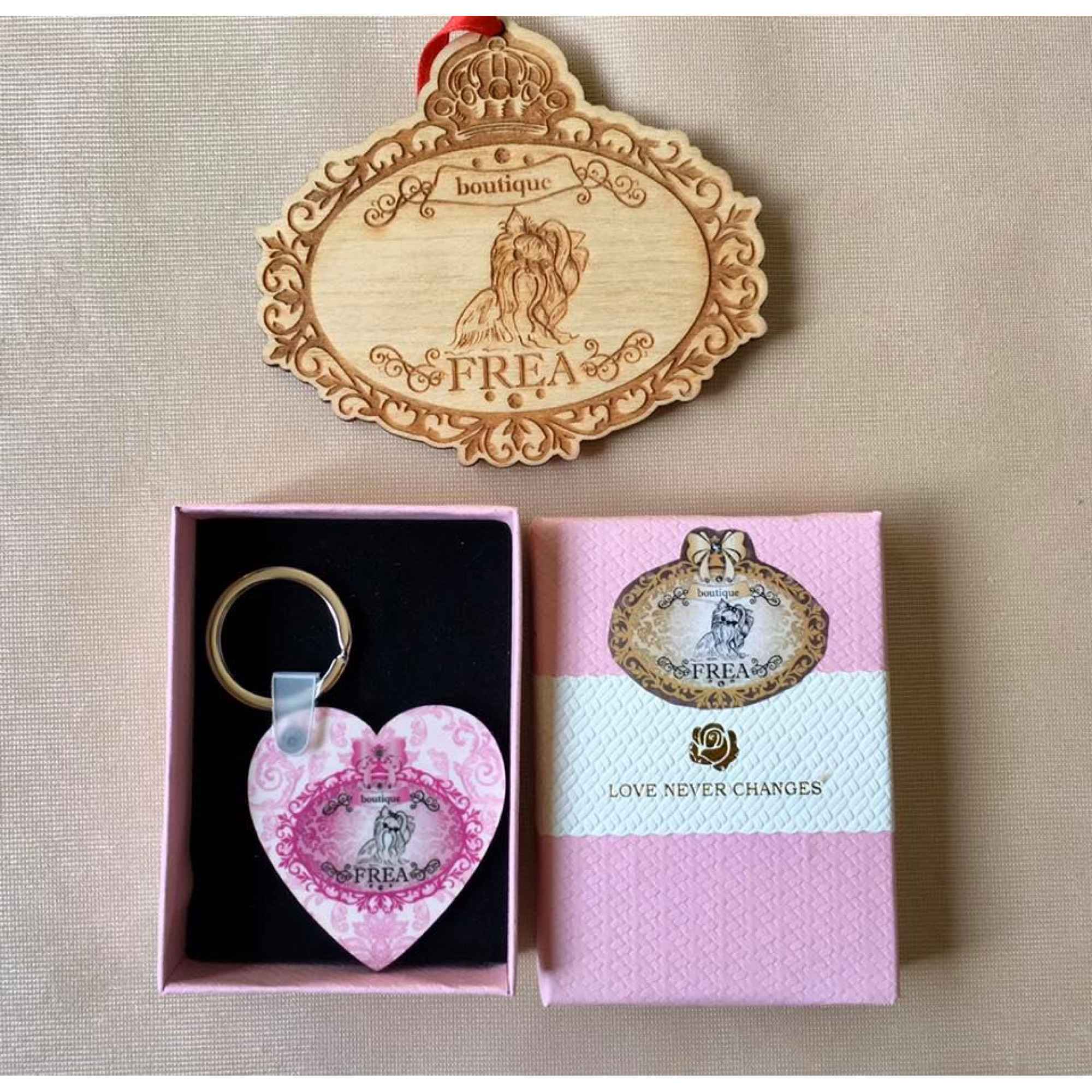 Ключодържател "Сърчице" в кутийка - комплимент за специални клиенти "I LoVe FREA boutique"