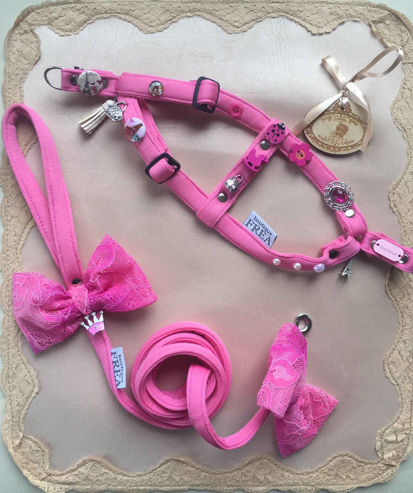 Нагръдниче с повод "My Fashion French Seduction collection by FREA"