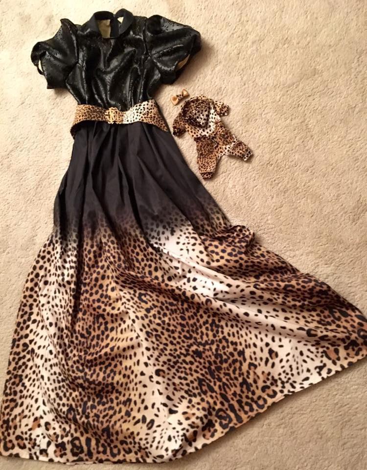 Рокля за Мама и гащеризонче с шнолка за Обичковче "Mom&Yorkie Fashion Icon collection by FREA"