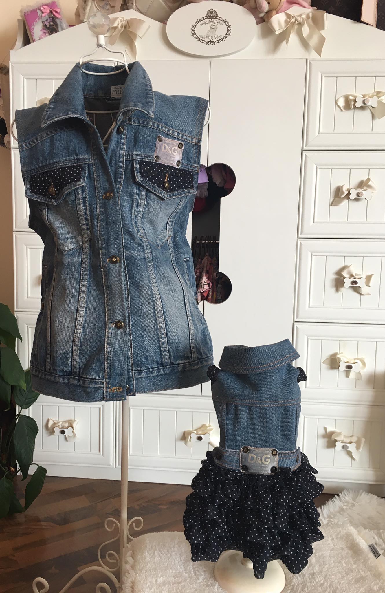 Пролетно дънково якенце за Мама и рокличка за Йорки "Mom&Yorkie Fashion Icon collection" 