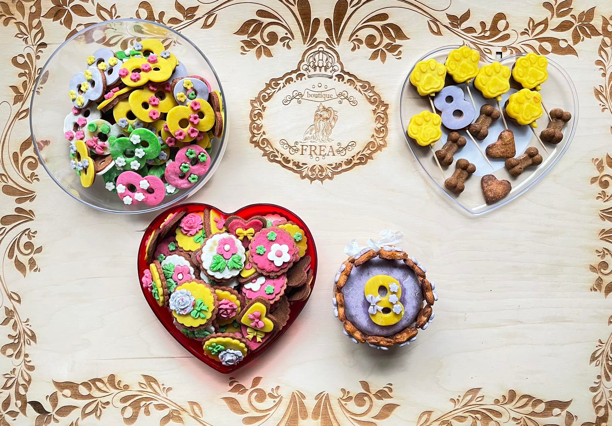 Тортичка, бисквитки и близалки "Лакомства за Обичковци Frea's Yummies"