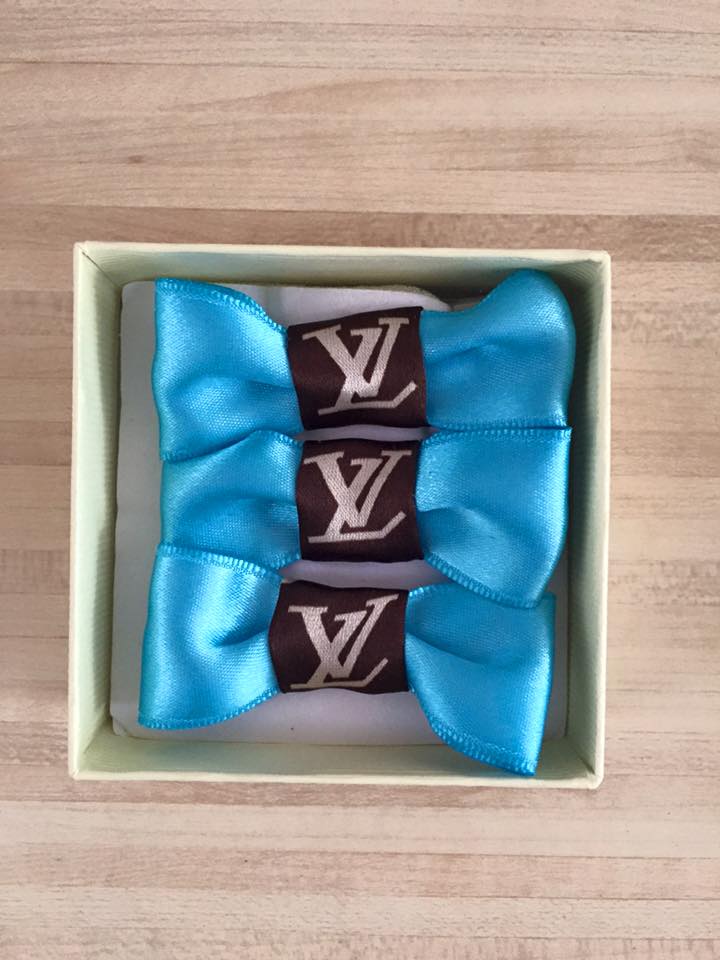 Шнолки "My Yorkie Fashion Icon collection by FREA" в подаръчна кутия - комплимент за специални клиенти "I LoVe FREA boutique"