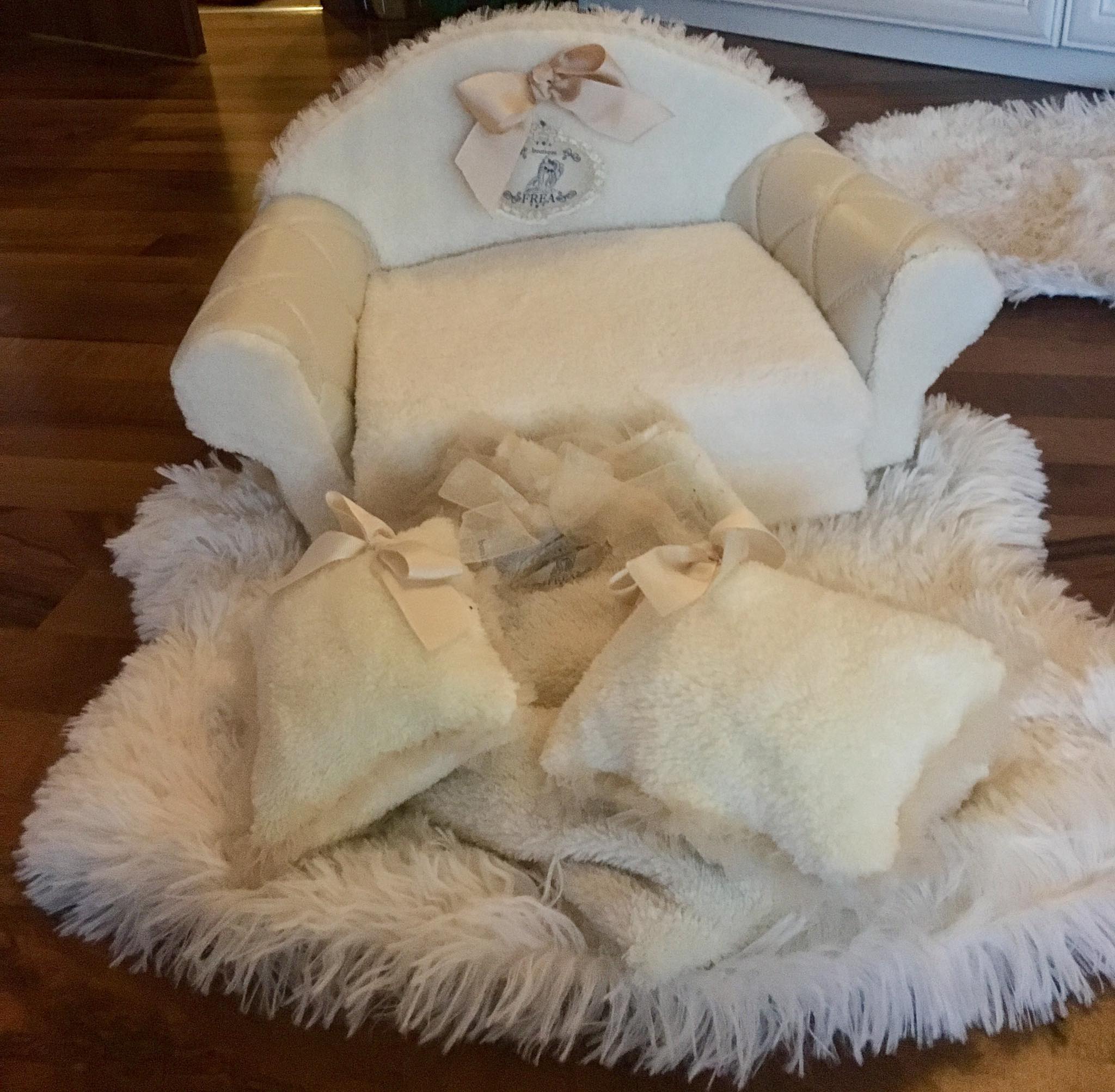 Разтегателен фотьойл с възглавнички "My Sweet Yorkie Home collection by FREA"