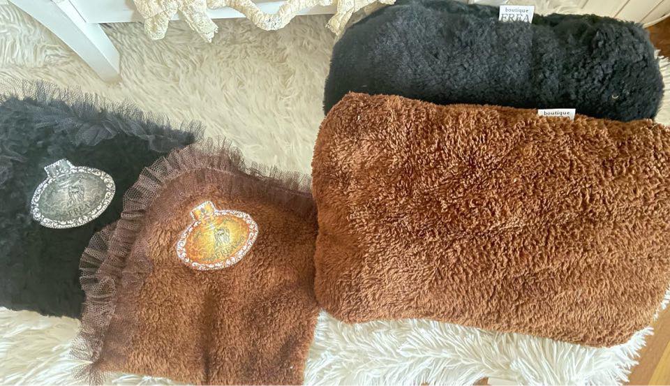 Дюшечета и възглавнички “ My Yorkie Home collection by FREA"