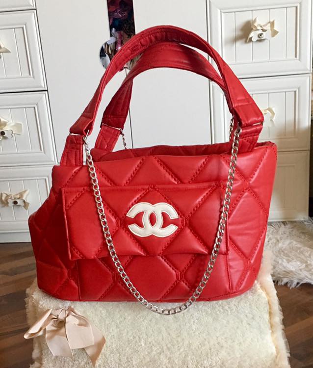 Чанта за Обичковче "My Yorkie Luxury Fashion HandBag by FREA" и подвързия за паспорт "My Luxury Passport Case by FREA"