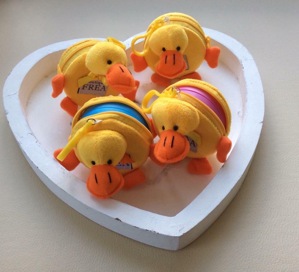 Аксесоар за преносима купичка за храна на Обичковче при пътуване - комплимент за специални клиенти "I LoVe FREA boutique"