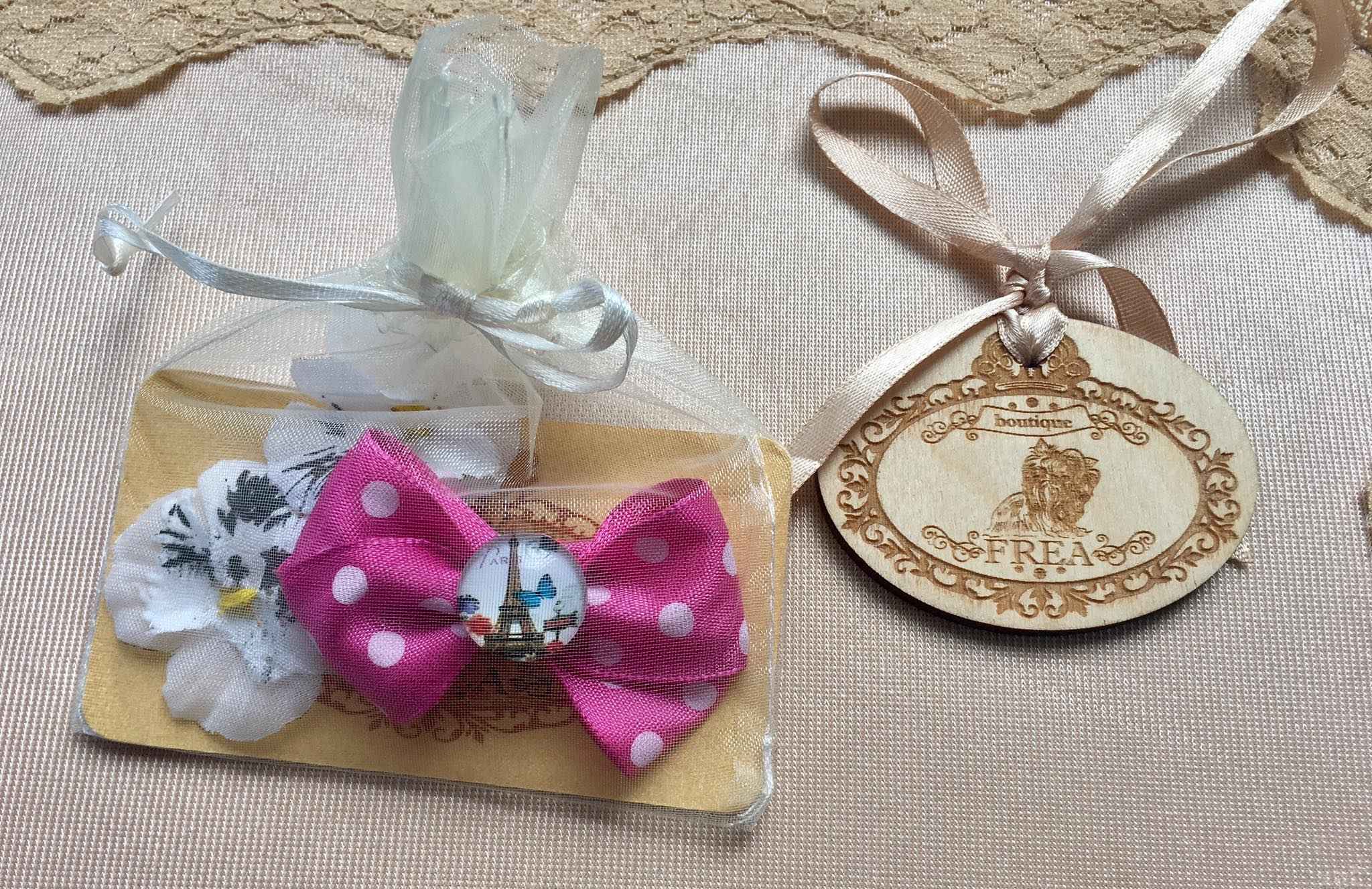 Панделка и ластичета - теменужки - комплимент за специални клиенти "I LoVe FREA boutique"