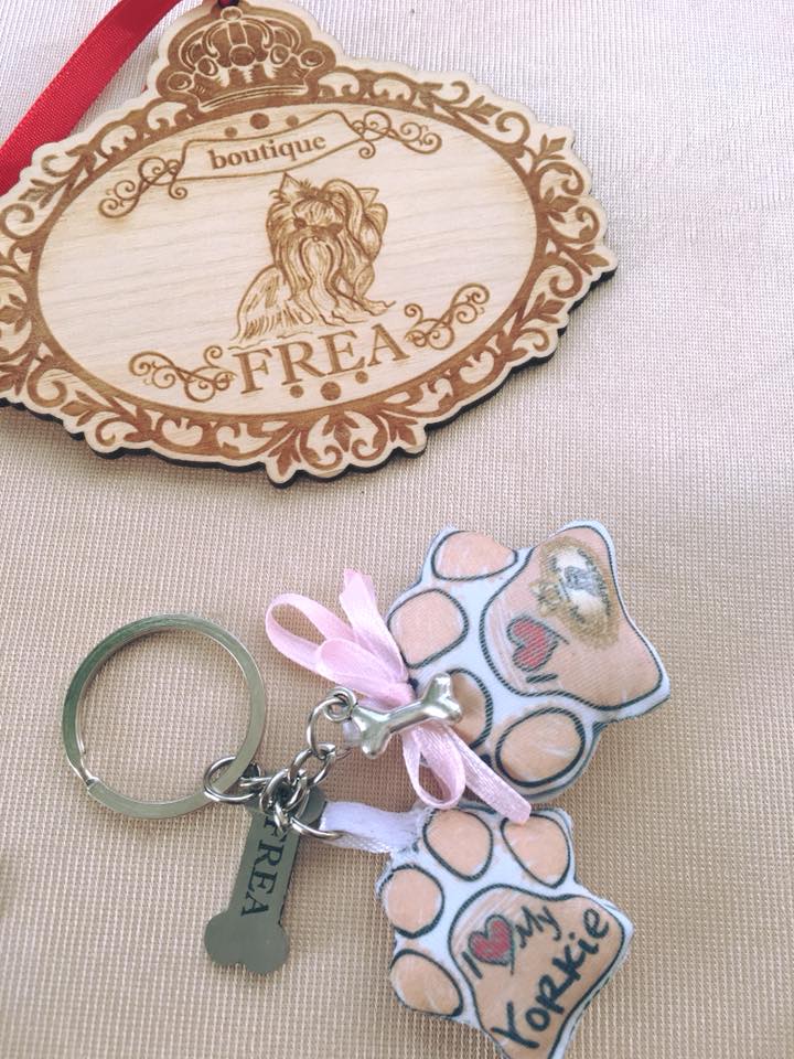 Ключодържатели " Лапички" - комплимент за специални клиенти "I LoVe FREA boutique"