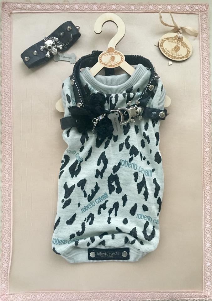 Пуловерче, нагръдниче и нашийниче - бижу “My Skull Glam collection by FREA” и "My Yorkie Gentleman collection by FREA”